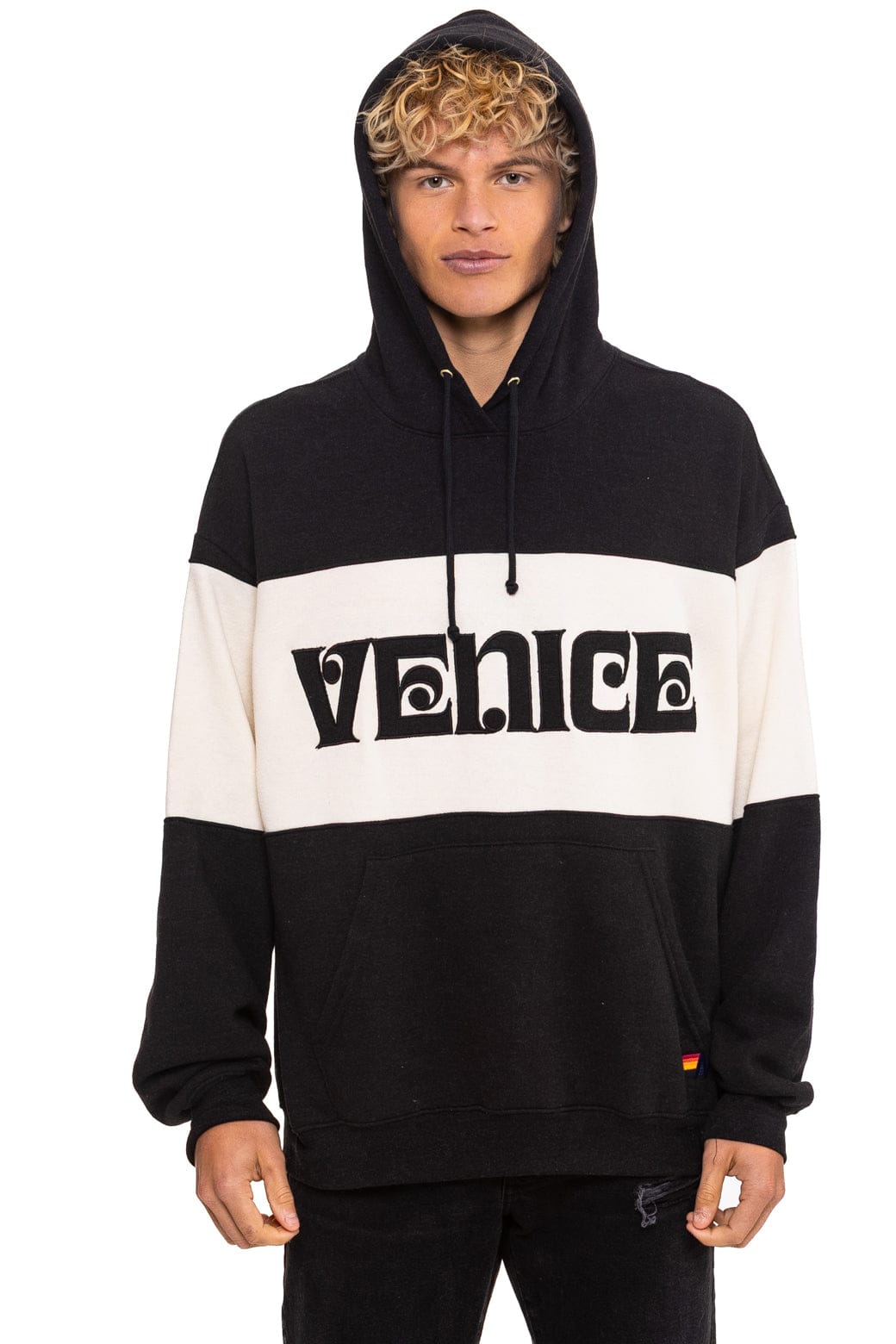 VENICE EMBROIDERY COLOR BLOCK PULLOVER HOODIE RELAXED - BLACK // VINTAGE WHITE