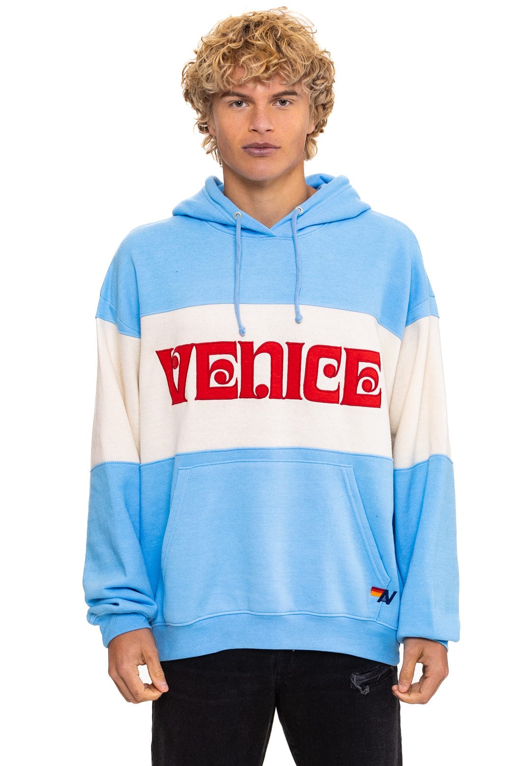 VENICE EMBROIDERY COLOR BLOCK PULLOVER HOODIE RELAXED - SKY // VINTAGE WHITE