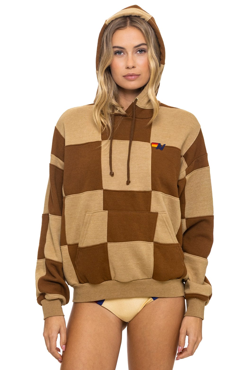 CHECK QUILT RELAXED PULLOVER HOODIE - TAN // CINNAMON