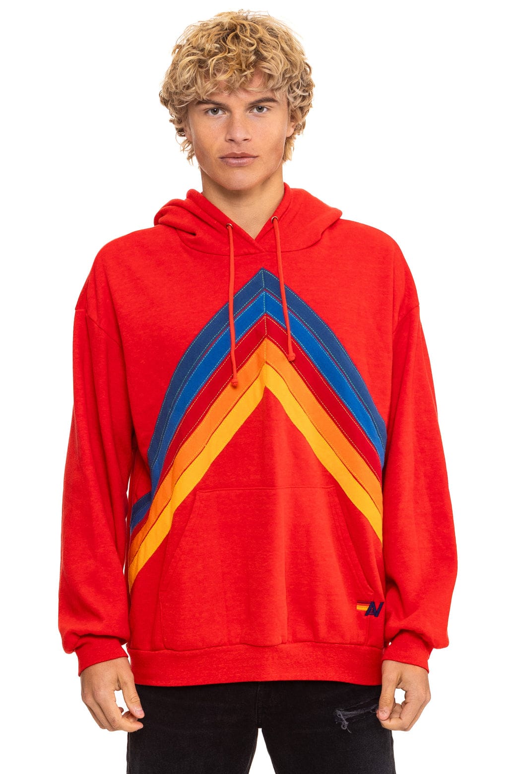 MOUNTAIN STITCH CHEVRON PULLOVER HOODIE RELAXED - RED