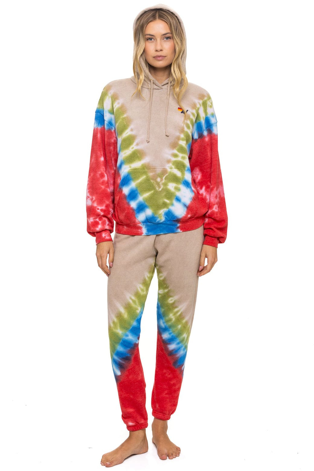 HAND DYED V RELAXED PULLOVER HOODIE - TIE DYE SAND // BLUE RED