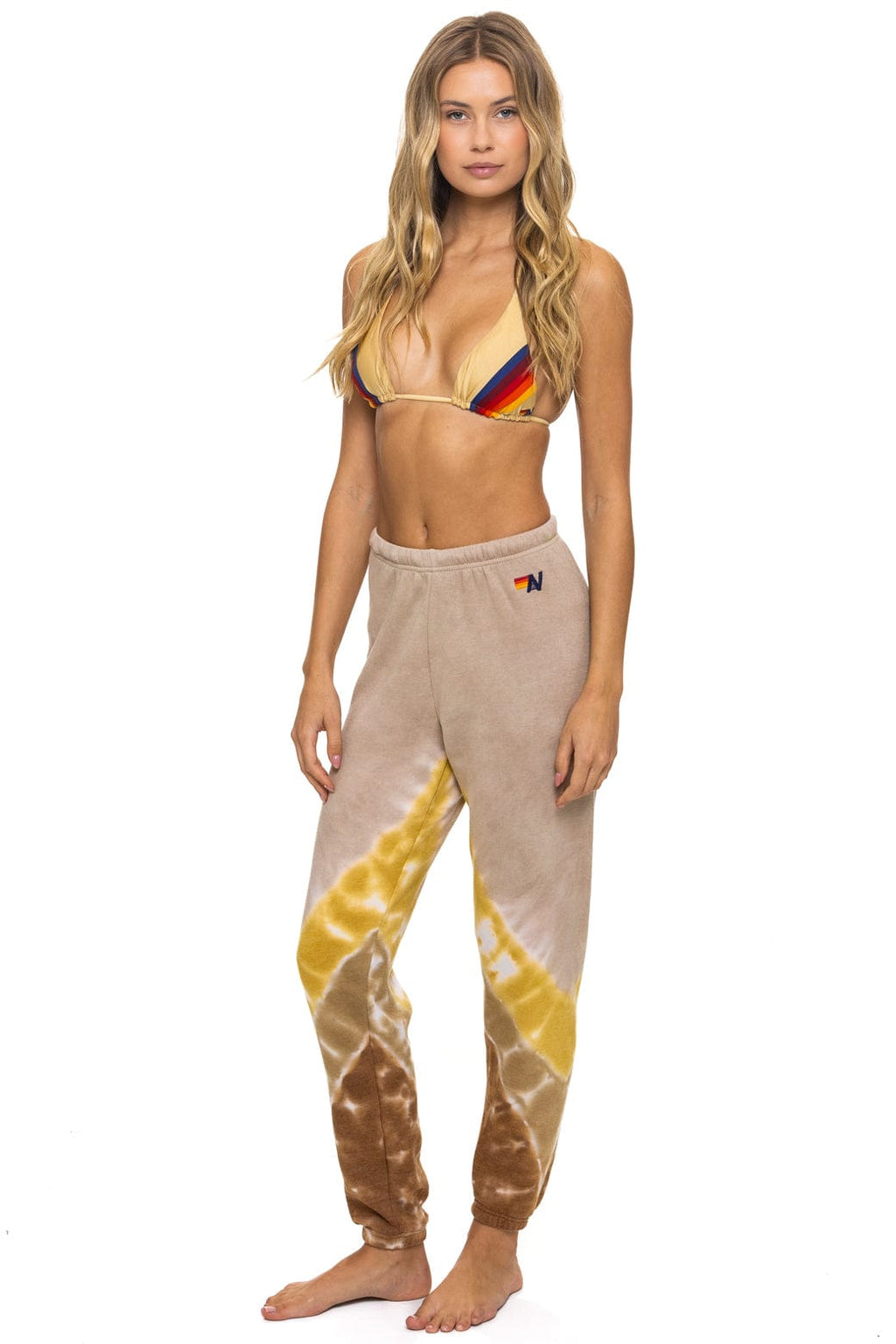 HAND DYED V SWEATPANTS - TIE DYE SAND // CINNAMON