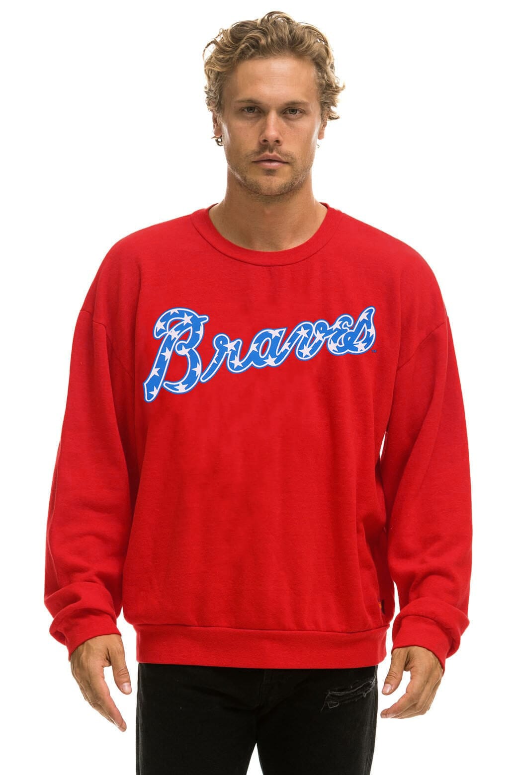 ATLANTA BRAVES 2026 RELAXED CREW SWEATSHIRT - RED
