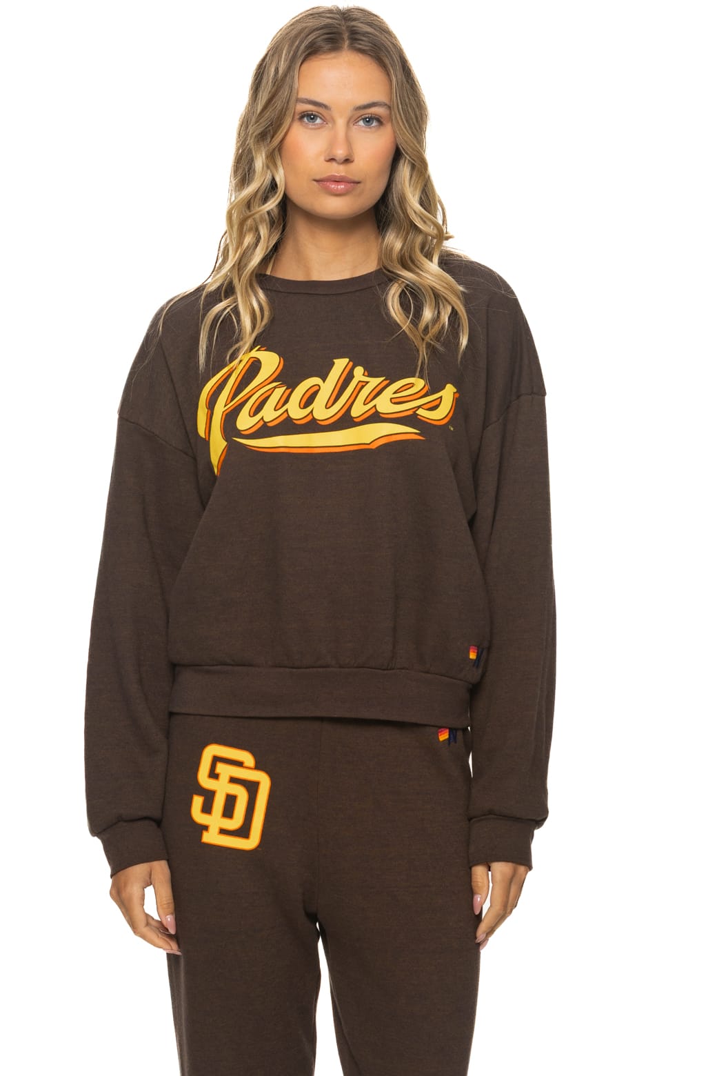 SAN DIEGO PADRES 2026 RELAXED CREW SWEATSHIRT - BROWN