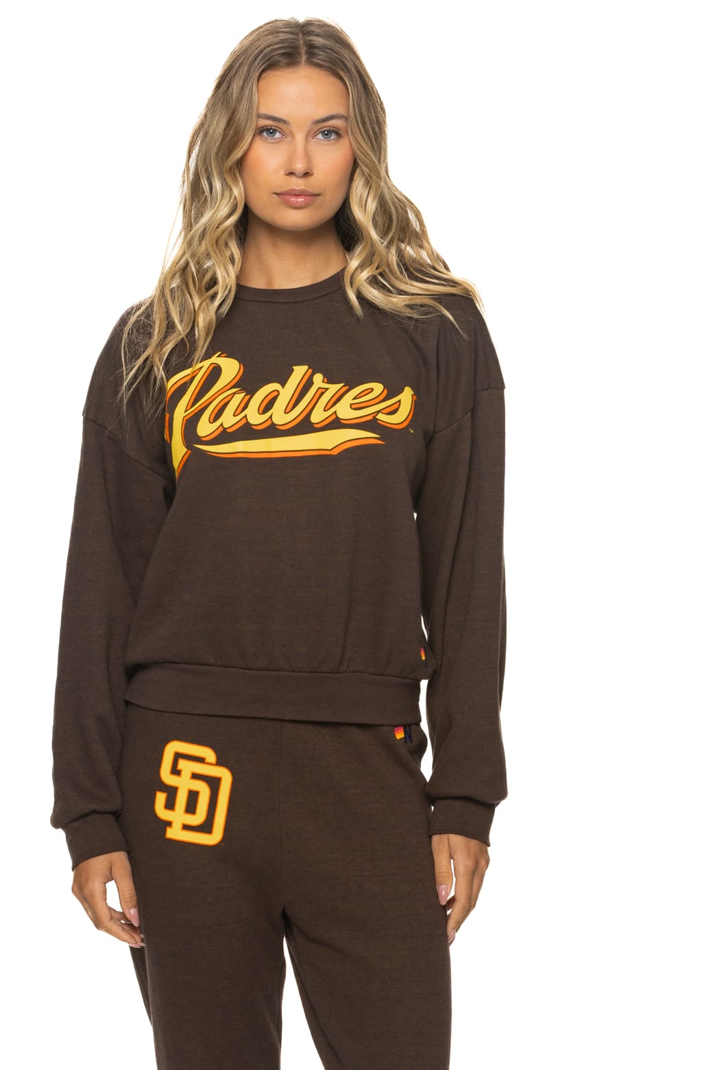 SAN DIEGO PADRES 2026 RELAXED CREW SWEATSHIRT - BROWN