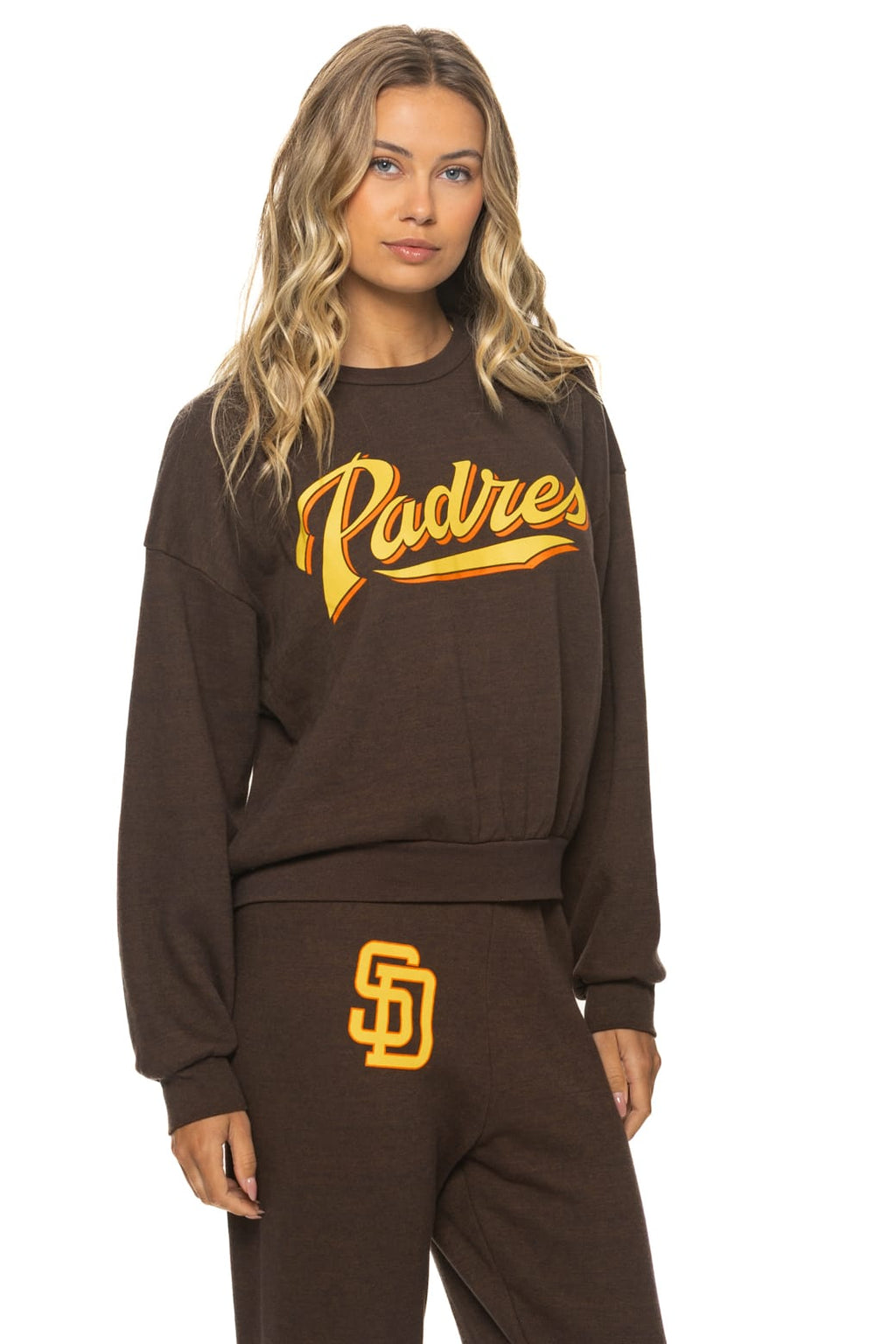 SAN DIEGO PADRES 2026 RELAXED CREW SWEATSHIRT - BROWN