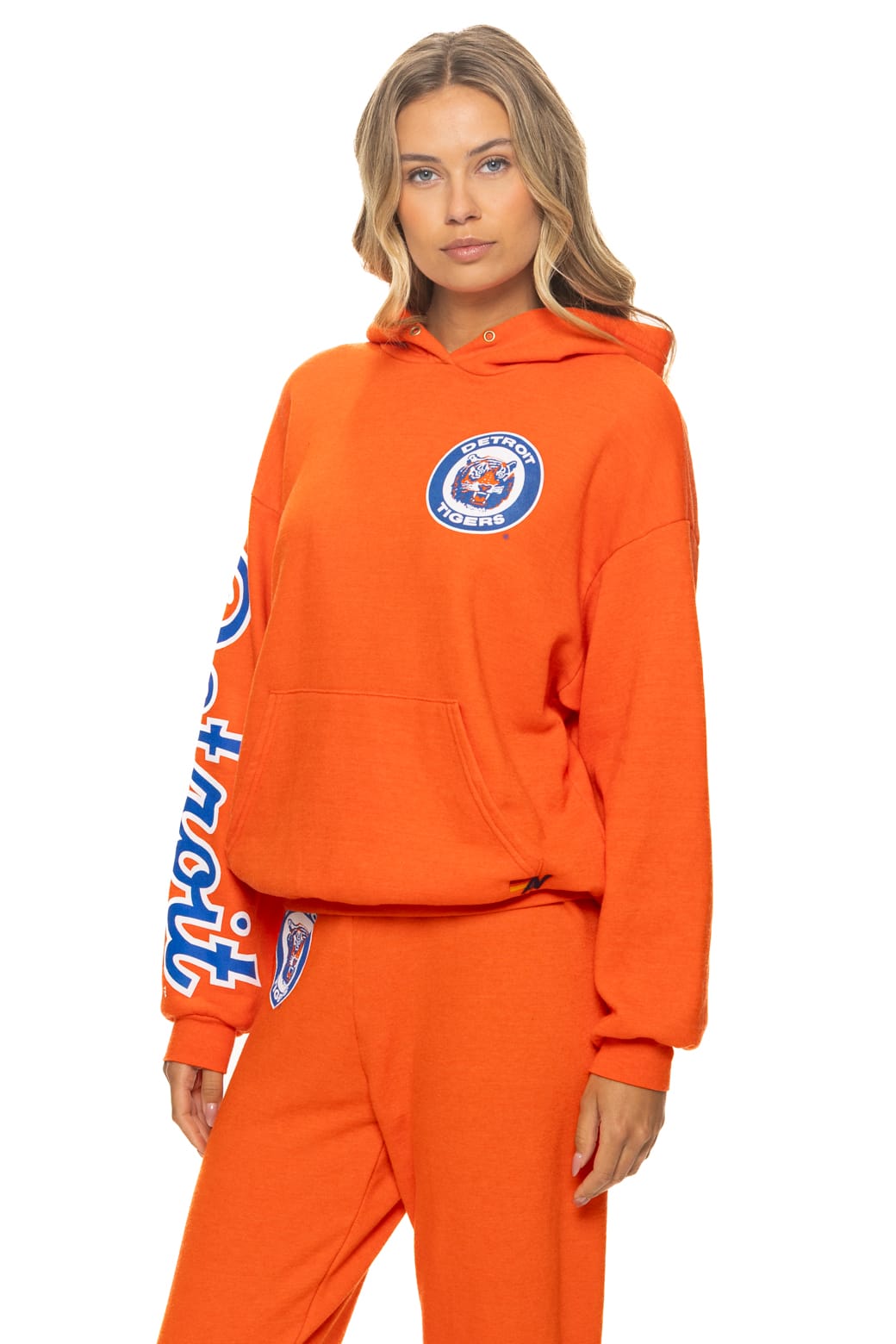 DETROIT TIGERS 2026 RELAXED PULLOVER HOODIE - ORANGE