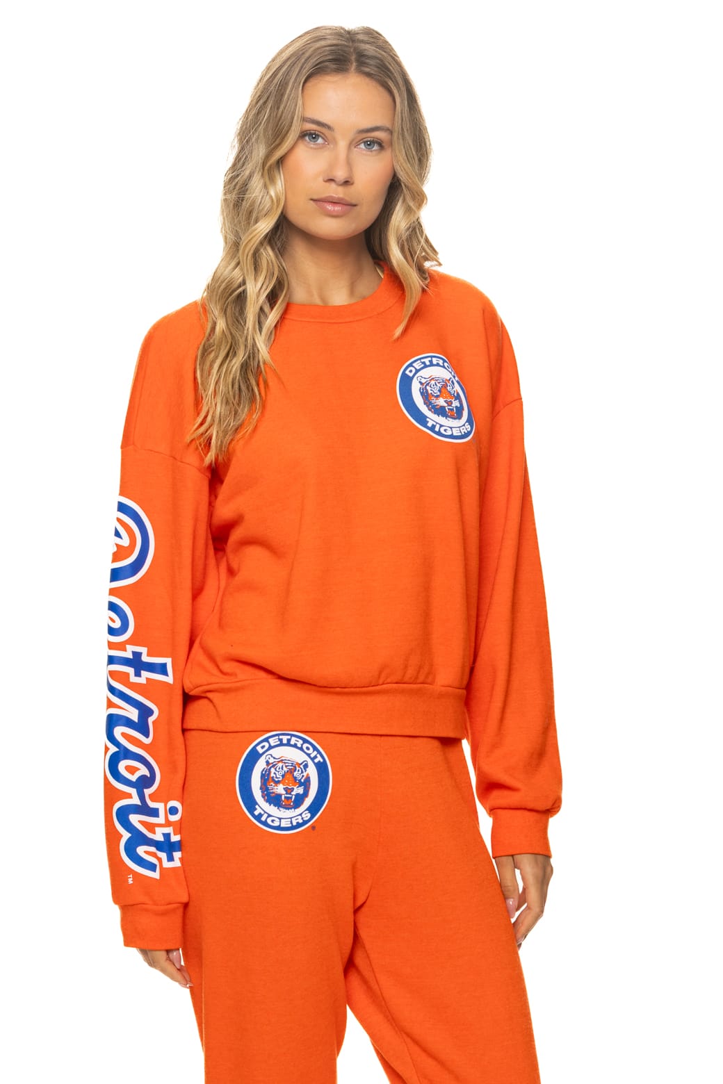 DETROIT TIGERS 2026 RELAXED CREW SWEATSHIRT - ORANGE