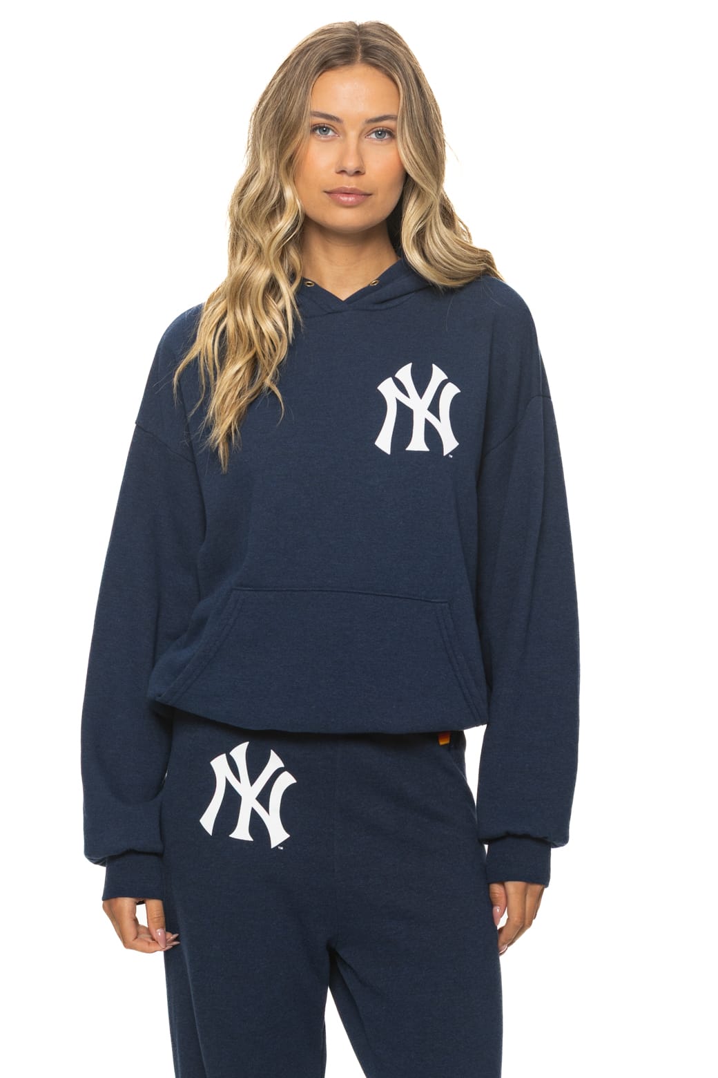 NEW YORK YANKEES 2026 RELAXED PULLOVER HOODIE - NAVY