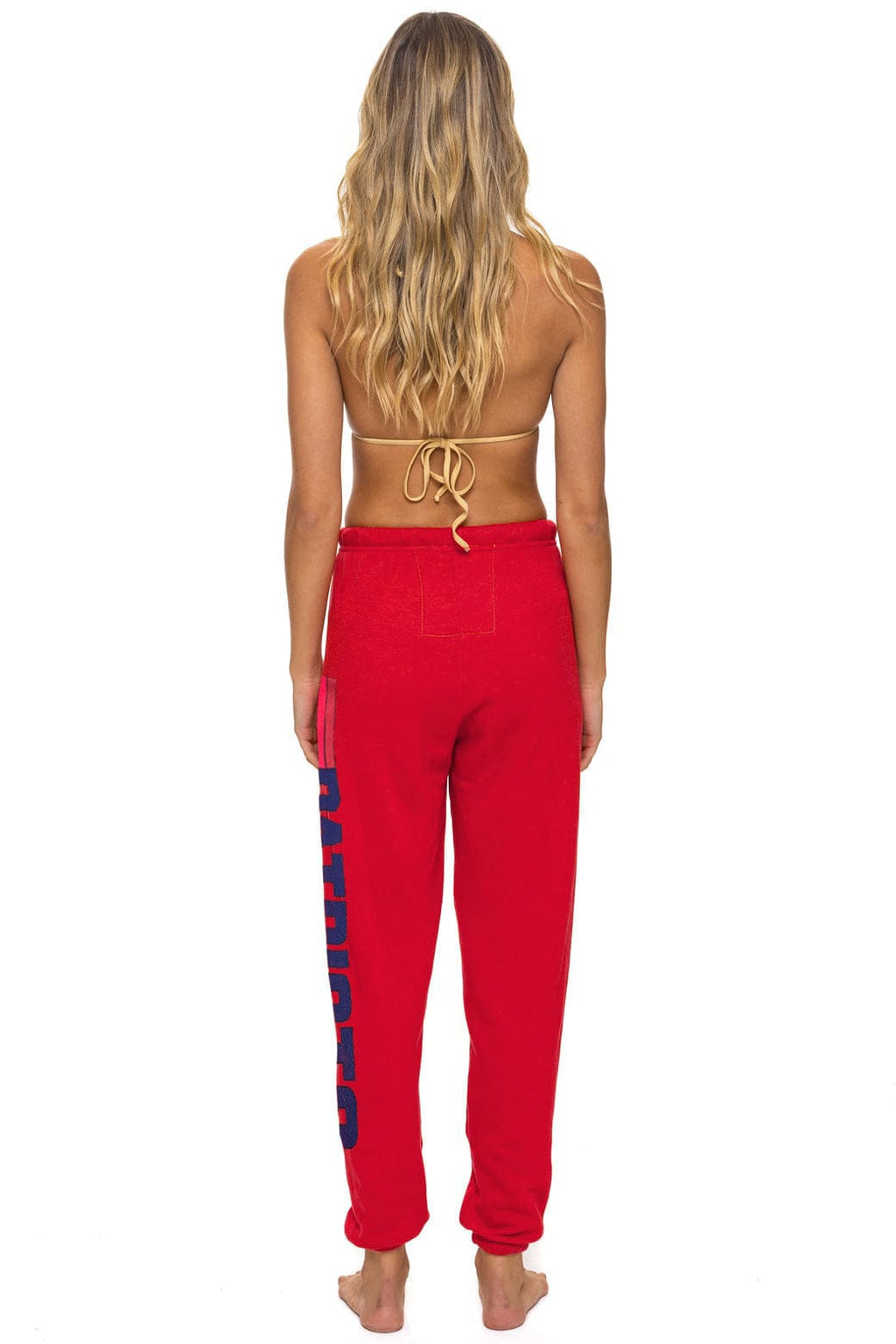 NEW ENGLAND PATRIOTS HELMET 2026 SWEATPANTS - FLASH RED